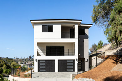 Example of an exterior home design in San Diego