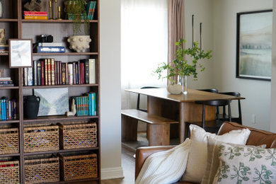 Example of a small eclectic living room design in Los Angeles