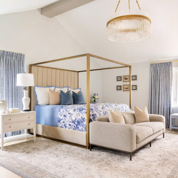 Transitional Interior Design on The Main Line