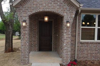 Inspiration for a timeless exterior home remodel in Oklahoma City