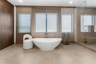 Example of a minimalist bathroom design in Philadelphia