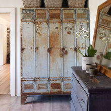 metal cubby