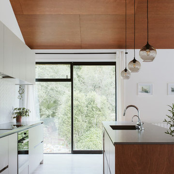 Ingrids Kitchen - By Rowson Joinery