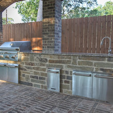 Pool / Patio
