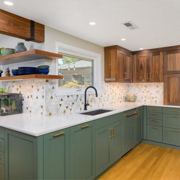 Oakway Transitional Kitchen