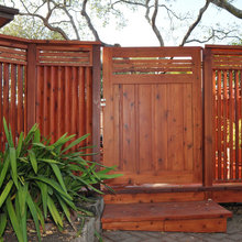 Deck guardrail/fence