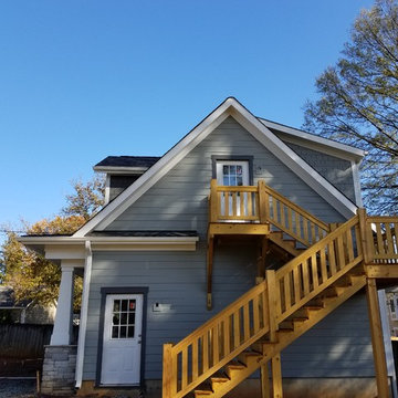Detached Garage & 2nd Story Living Space