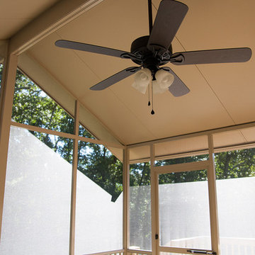 Screen room and Front Entry