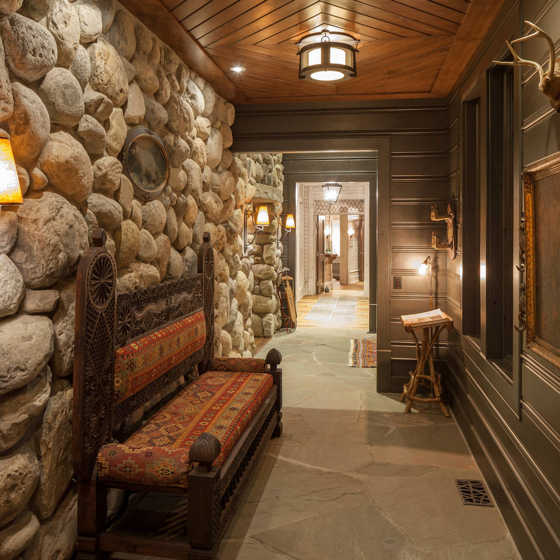 Adirondack Lodge