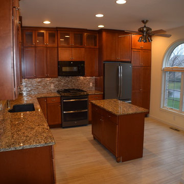 Cherry Shaker style kitchen