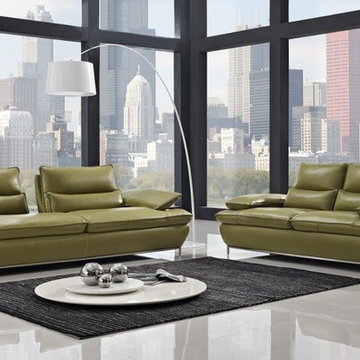 Creative Furniture Naomi Living Room Set