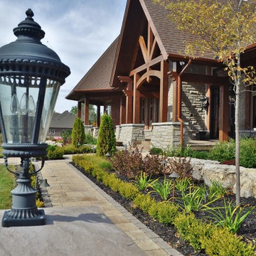 Rustic Cottage Style. Inviting Entrance - Barrie