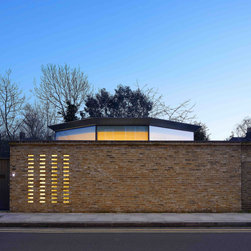 Redmans Road - Windows