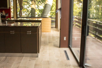 Inspiration for a contemporary kitchen remodel in New York