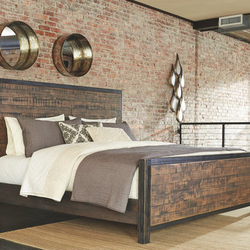 Wesling Queen Poster Bed
