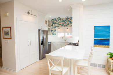 Kitchen - transitional kitchen idea in Other