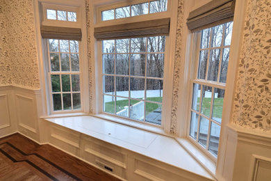 Banquette Window
