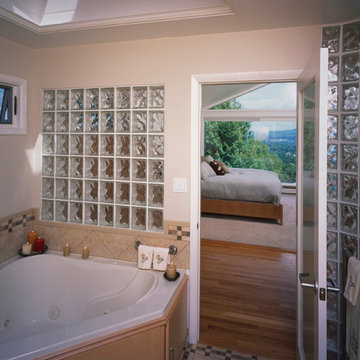 Compact Bathroom