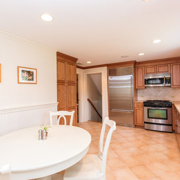 24 Hickory Hill Road, Wayland, MA 01778