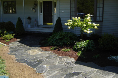 Design ideas for a traditional landscaping in Providence.