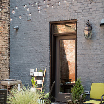 My Houzz: First-Time Cincinnati Homeowners Take On a Modern Rehab