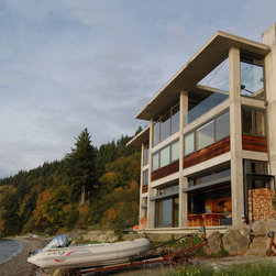 Quantum Windows & Doors | McClellan Architects - Windows And Doors