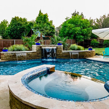 Transitional Curved Cool Pool with Amazing Water Features