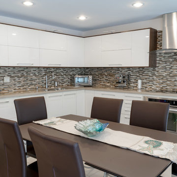 Beige high-gloss kitchen in Toronto