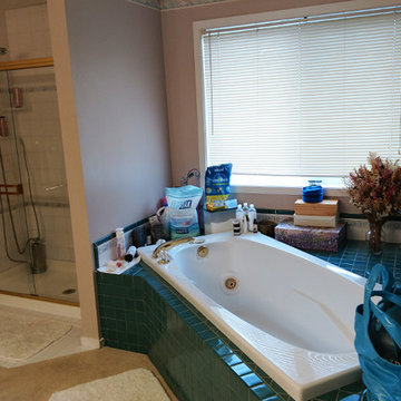 Another before photo of master bath