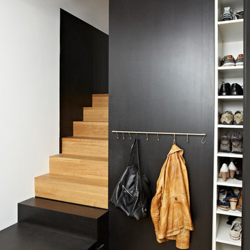 Schrank-, Treppenkombination und Schuhschrank