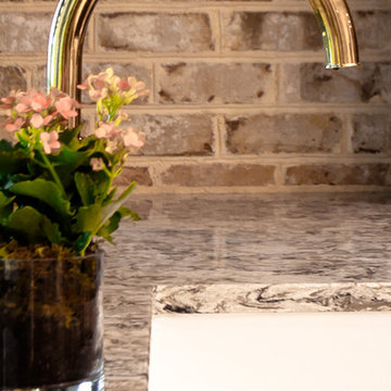 Cambria’s Bellingham Quartz Dramatic Kitchen