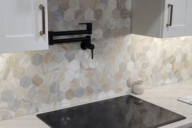 Example of a minimalist kitchen design in Dallas