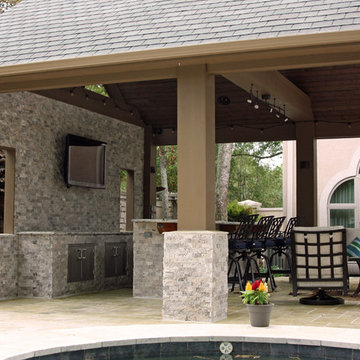 Patios & Outdoor Kitchens