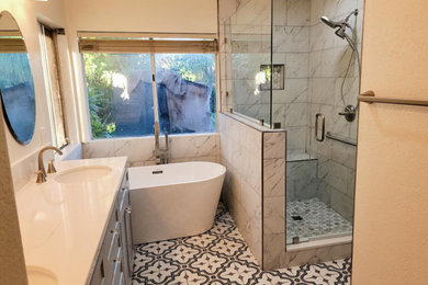 Bathroom - contemporary bathroom idea in San Diego
