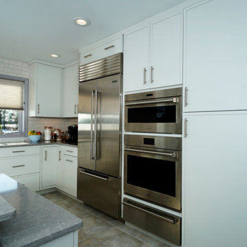 Allentown, PA - Blanco Contemporary Kitchen