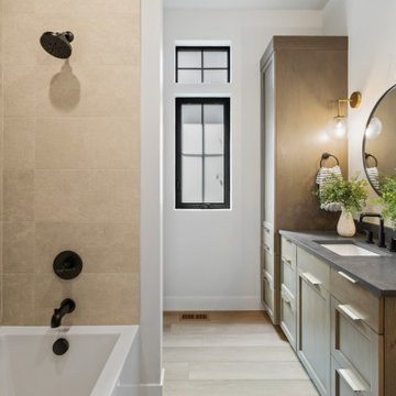 Woodland Style Discovery West