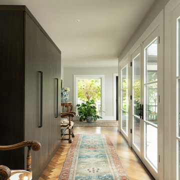 Art-filled Ranch on Natural Bridge