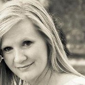 Caroline James's photo