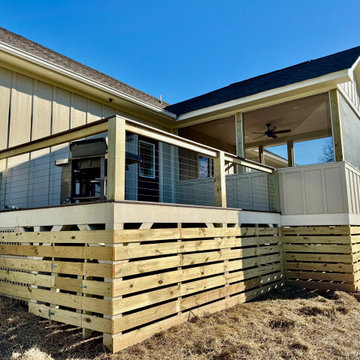 Screened in Porch