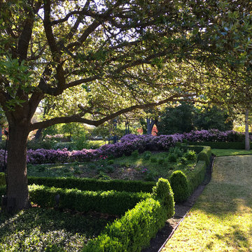 Fort Worth Estate Garden