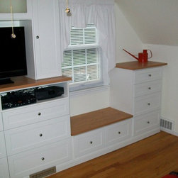 Media Centers - Media Cabinets