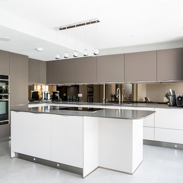 Smart Tri-Tone Design