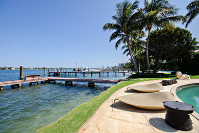 Inspiration for a contemporary pool remodel in Miami