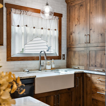 Showplace EVO Pendleton 275 in Rustic Alder Cashew and Evergreen Fog Kitchen