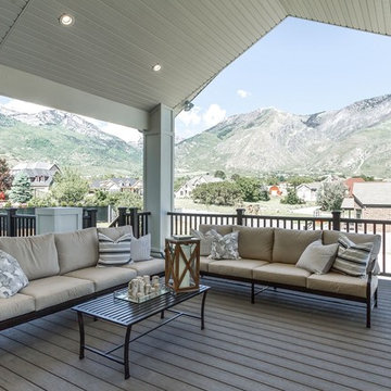E Builders Homes - 2015 Utah Valley Parade - Modern American Farmhouse