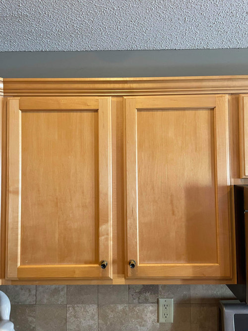 Would this look weird? Upper kitchen cabinet situation