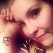 Laura Hitt's photo