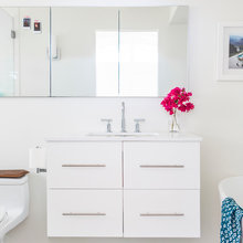 Apt Bath Reno