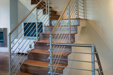 Staircase - contemporary staircase idea in San Francisco