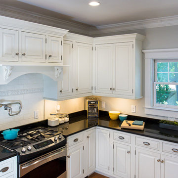 Under Cabinet Lighting by PureOptics LED